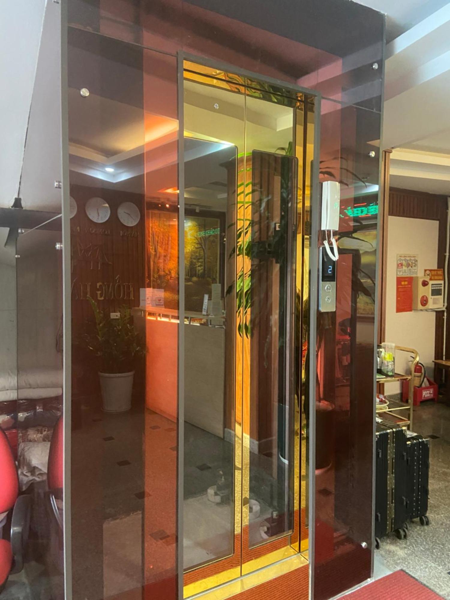 Hong Ha Airport Hotel Thach Loi Exterior foto